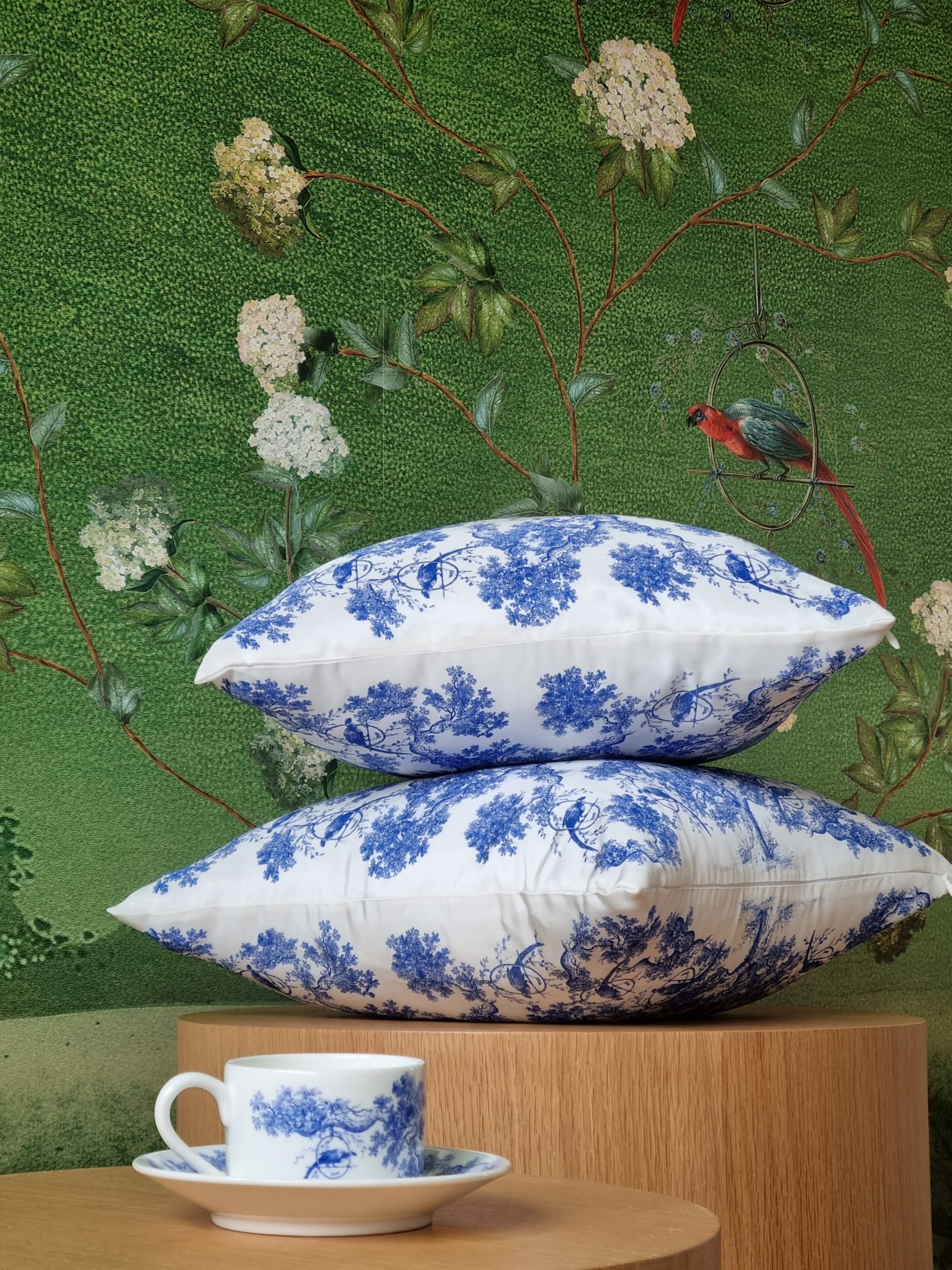 Toile de Jouy silk cushion cover ''Castlebird''